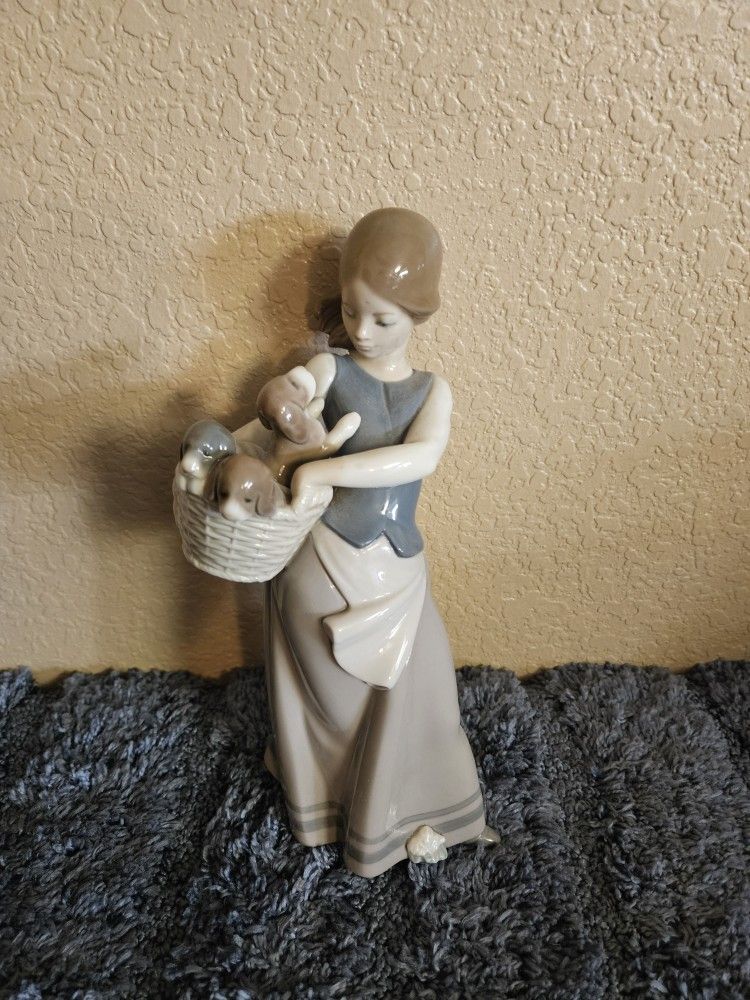 Lladro Little Dogs On Hip #01311 Retired Finish