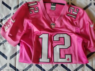 Tom Brady Patriots Female/Ladies Jersey Pink (L) for Sale in Renton, WA -  OfferUp