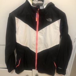 The North Face Girls Size XL 18 Rain Jacket