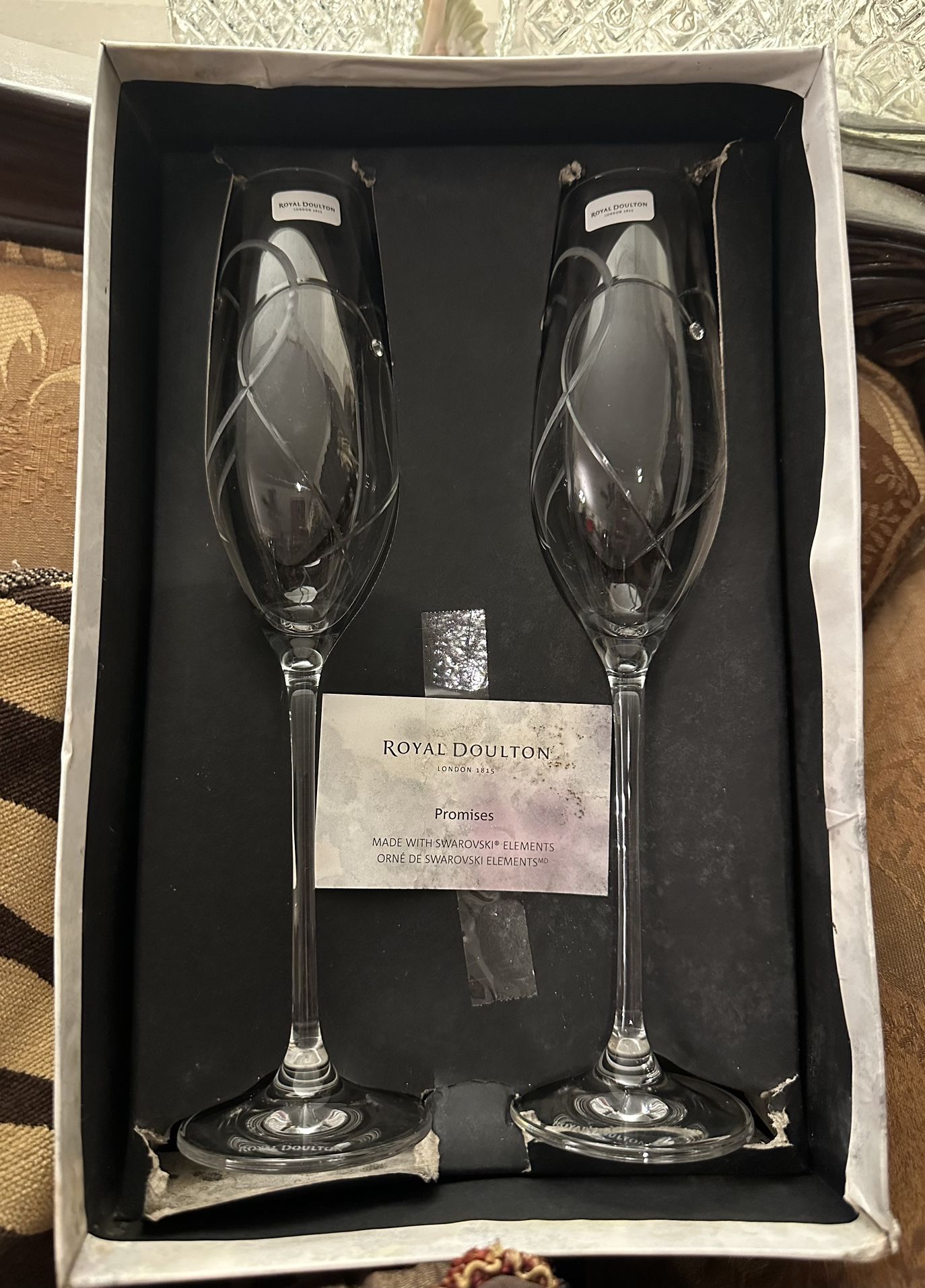 Royal Doulton Promises Two Hearts Entwined Flutes