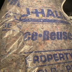 5 thick New UHaul  Blankets