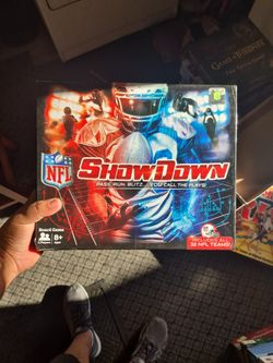 Showdown NFL BOARD GAME