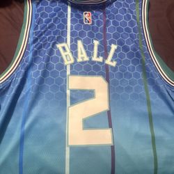LaMelo Ball Jersey Xxl