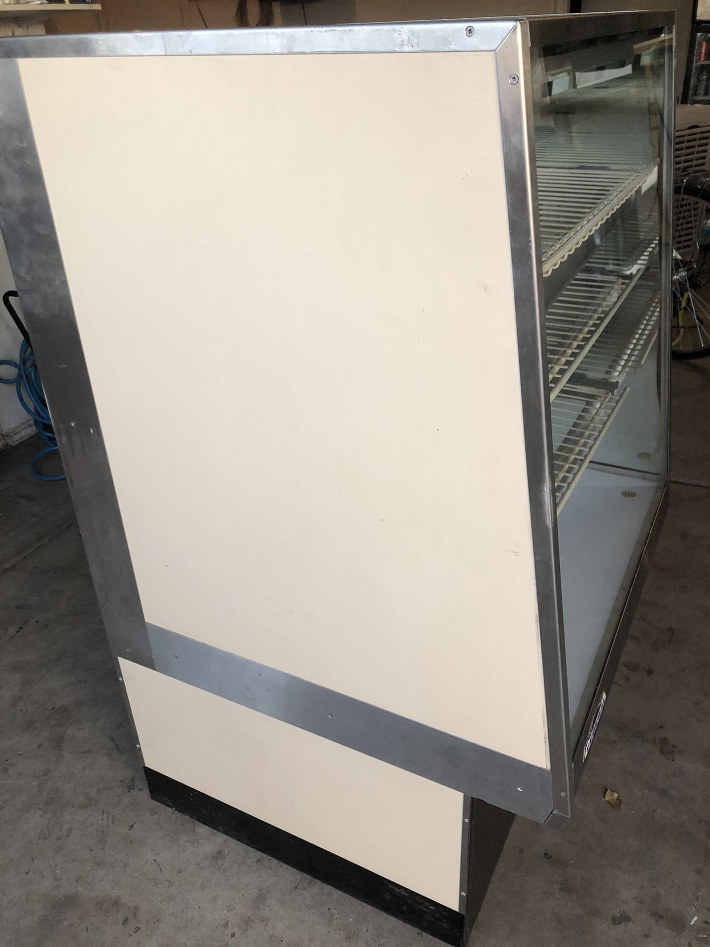 Federal display case