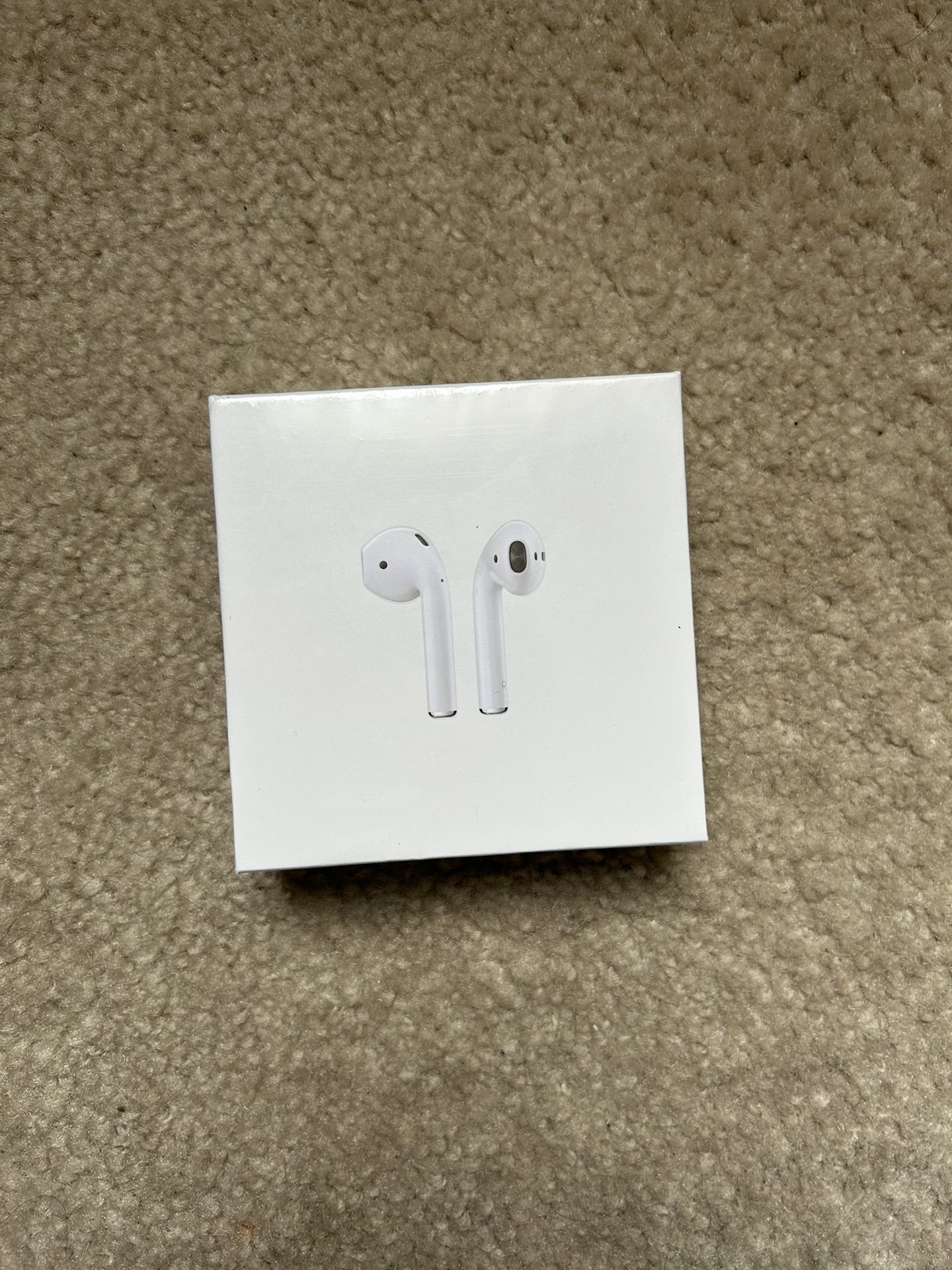 Apple Airpods 2 With Wireless Charging Case