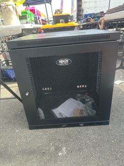 Tripp Lite 12U Wall Mount Rack Enclosure Server Cabinet SRW12US