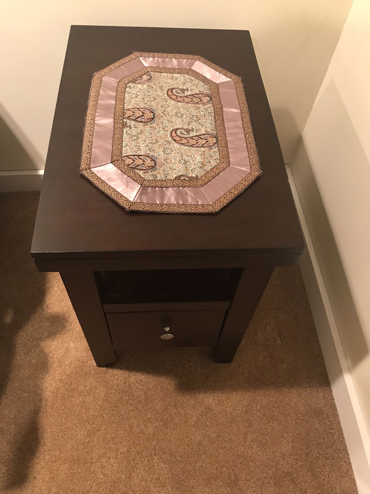 Side Table / Night Stand
