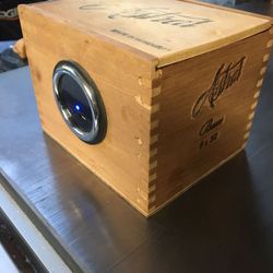 Wood Cigar Box Bluetooth Speaker (New)