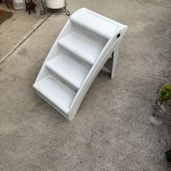 Folding Plastic Dog/Cat Ramp by Petsafe