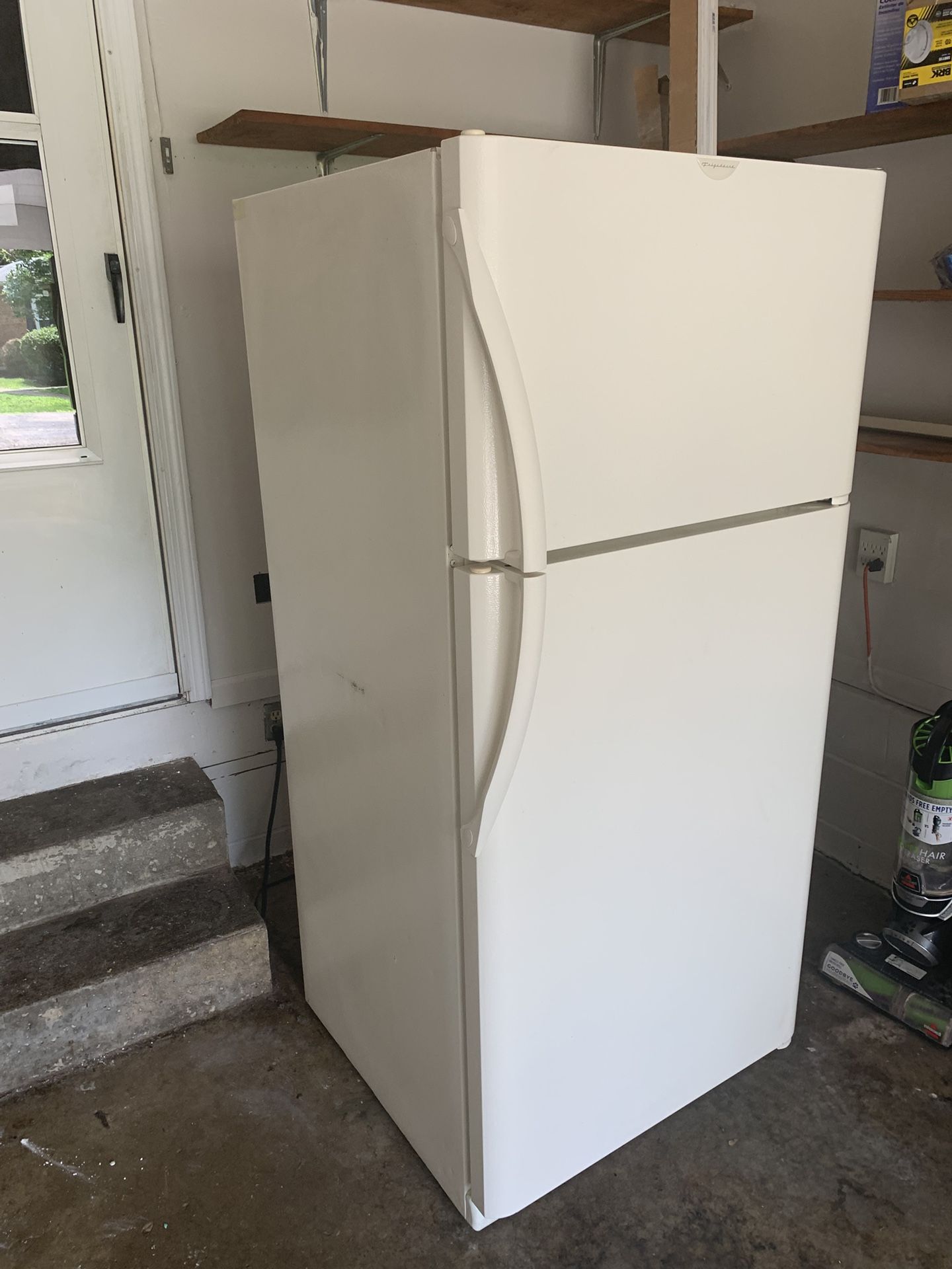 Used Refrigerator Runs Great 
