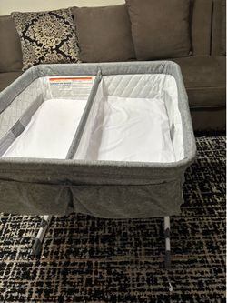 Twin bassinet