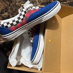 Van’s boys size 7