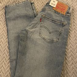 Levi  Jeans 
