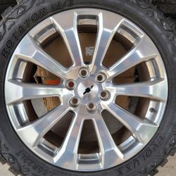 22" Chevy High Country Rep Wheels / Tires 33X12.50R22LT