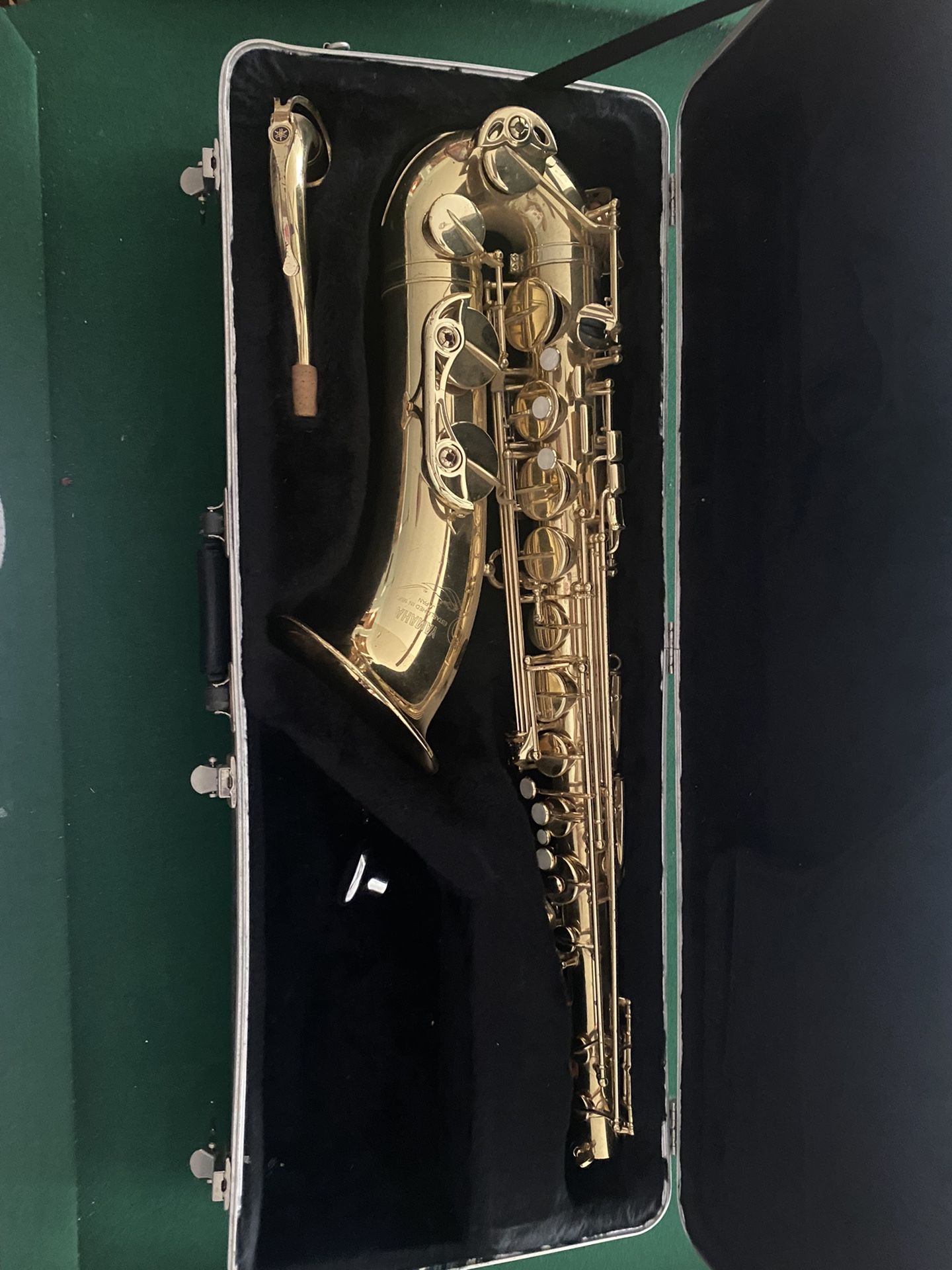 Saxophone 