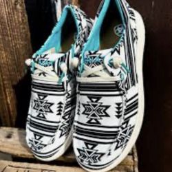 NEW Ariat Hilo Stark Southwest Shoes Women’s 7.5 Aztec Print Chimayo Limited Edition NWTAriat 