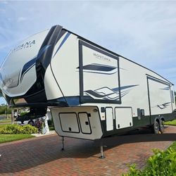 RV, Gooseneck, Fifth Wheel,  Motorhome Towing 