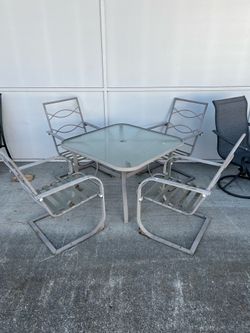 Patio table and chairs (in store)