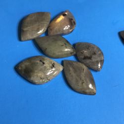 Crystals And Gemstone 