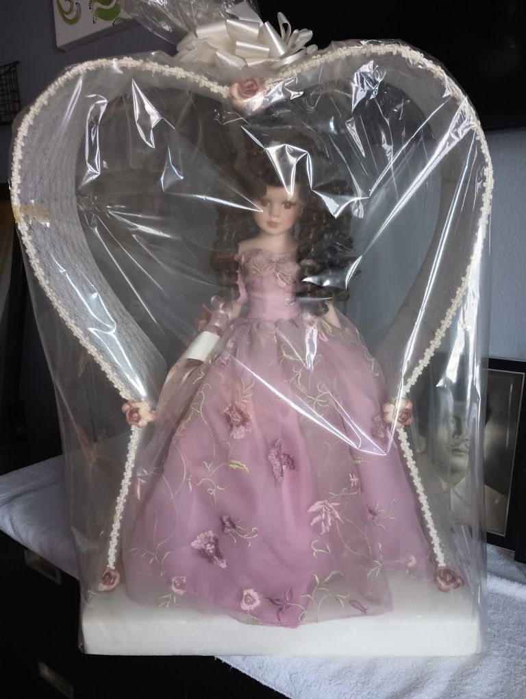 Muñeca De Porcelana