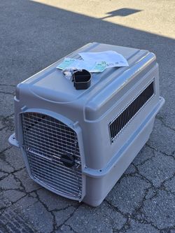Dog kennel crate carrier