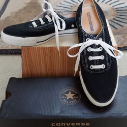 Converse Shoes, New In The Box, Men 7 / Women 9, $30