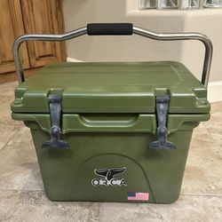 Orca 20 Quart Cooler 