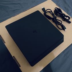 Sony Playstation 4 Ps4 Slim 1TB In very good Working Condition adult owned please read info and check out photos cash, or Zelle