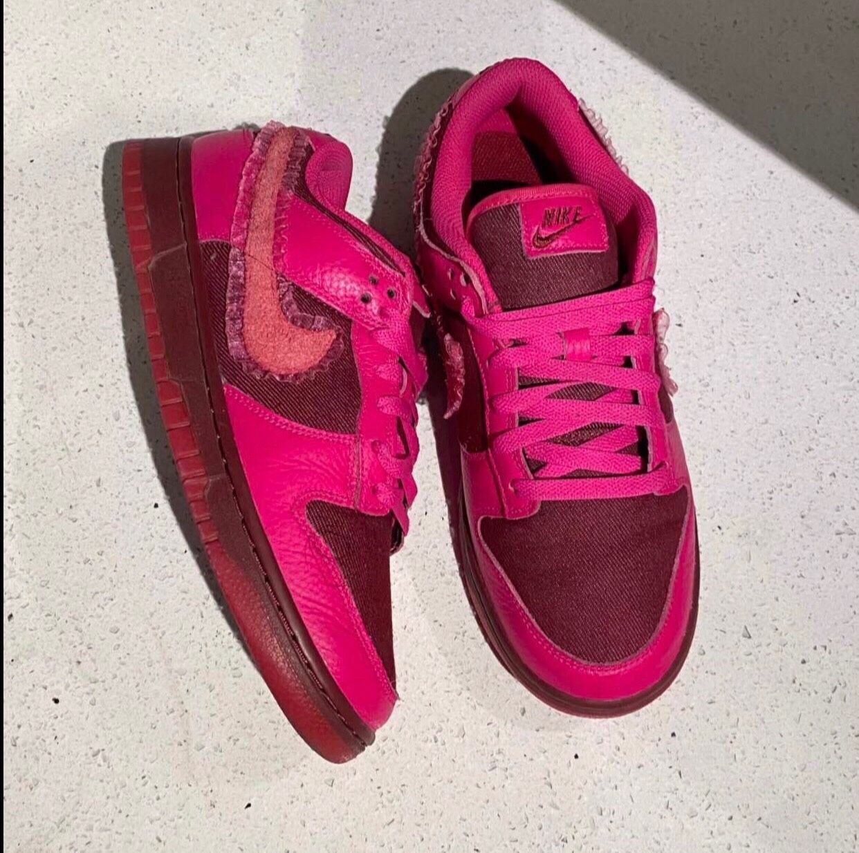 Nike dunk valentines size 8 men