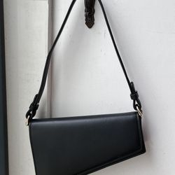 Simple niche black shoulder bag