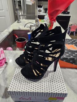 Woman High Heels Size 7 