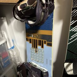 Snowboard With Binding 