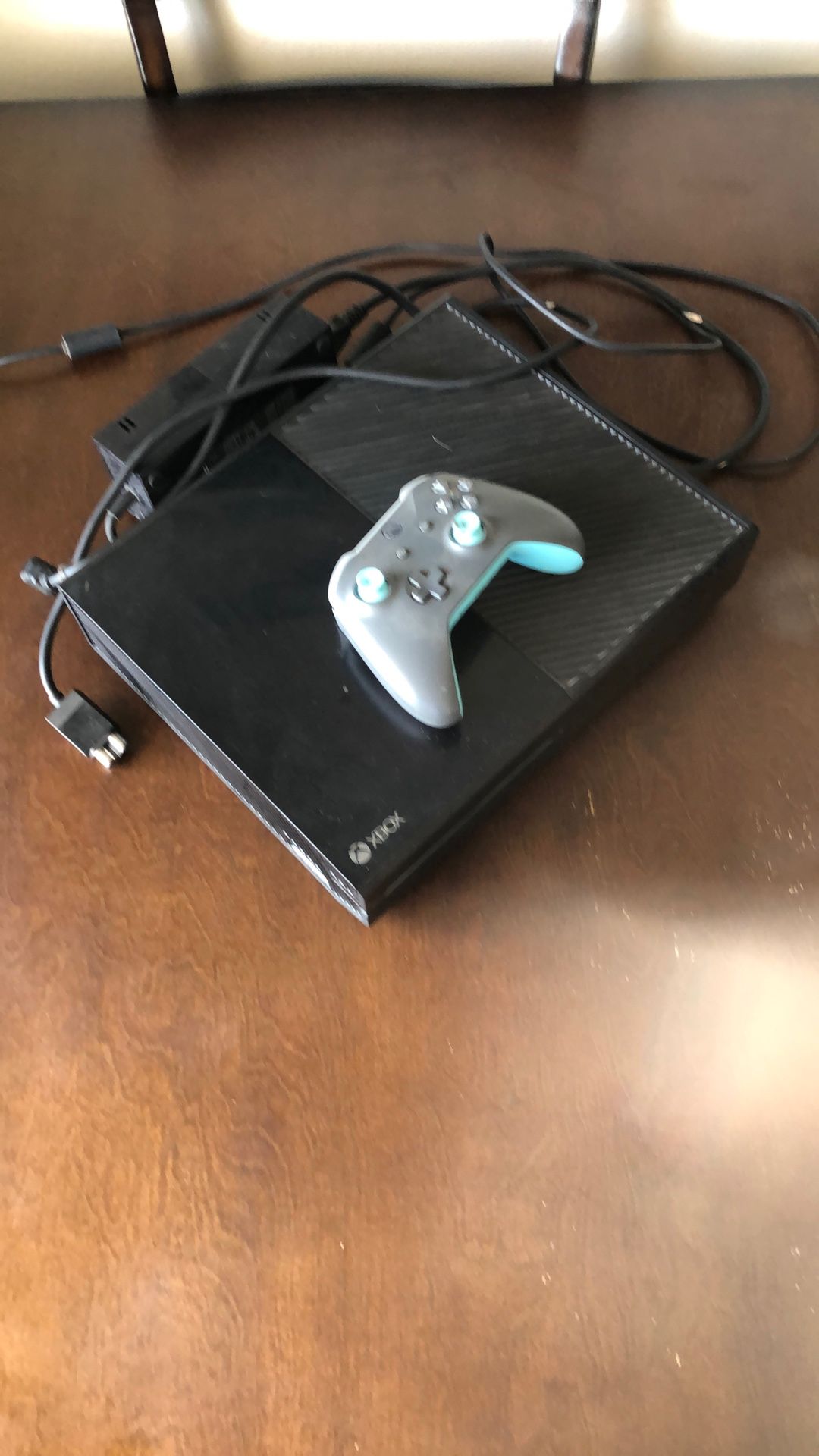 Xbox One Console And Controller 