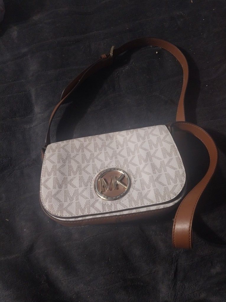 Michael Kors small purse