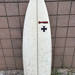 5’9 Surboard