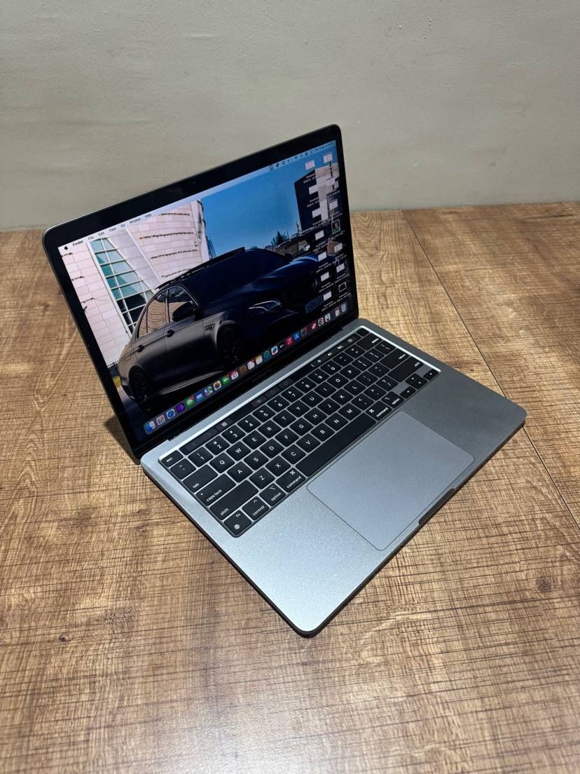 MacBook Pro M1