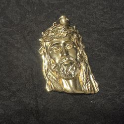 Gold Pendant 
