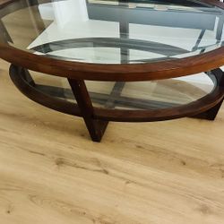 high quality Coffee table and two side tables, tv stand