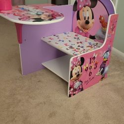 Minnie Mouse Desk