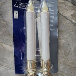 Set Of 4 LED Flickering Candles 
