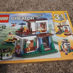 Lego Creator 3 in 1 Modular Modern Home Brand New