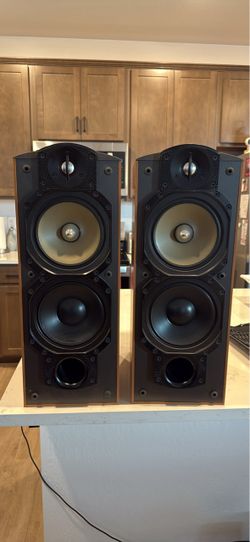 Paradigm Studio 40 v3 and sub