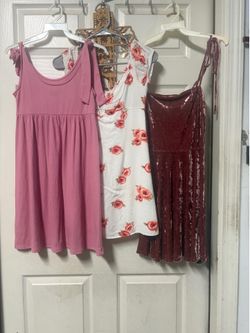 Cute Dresses Size Small