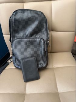 Men’s Louis Vuitton bag + matching wallet