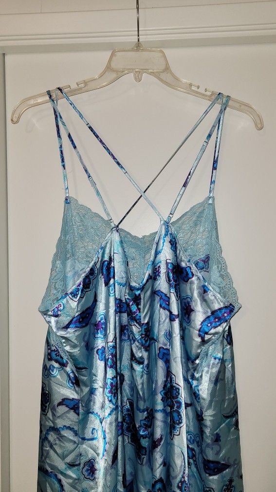 Plus Size 3X Lingerie Full Length Night Gown Nightie EXCELLENT Condition PRICE Is Firm Cash
