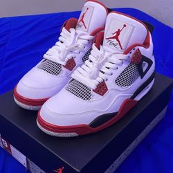 Air Jordan 4 “Fire Red” size 9