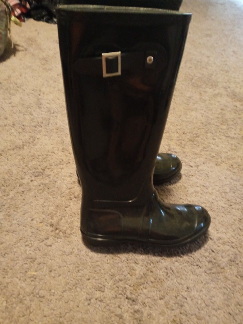 Women's Rain Boots Size 8