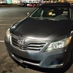 2010 Toyota Camry 163 miles