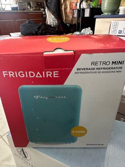 Mini fridge