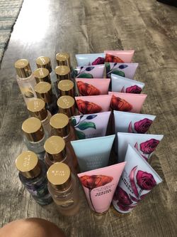 $10 each Victoria secret it’s 250ml I have assorted scents it’s all brand new pick up Gahanna